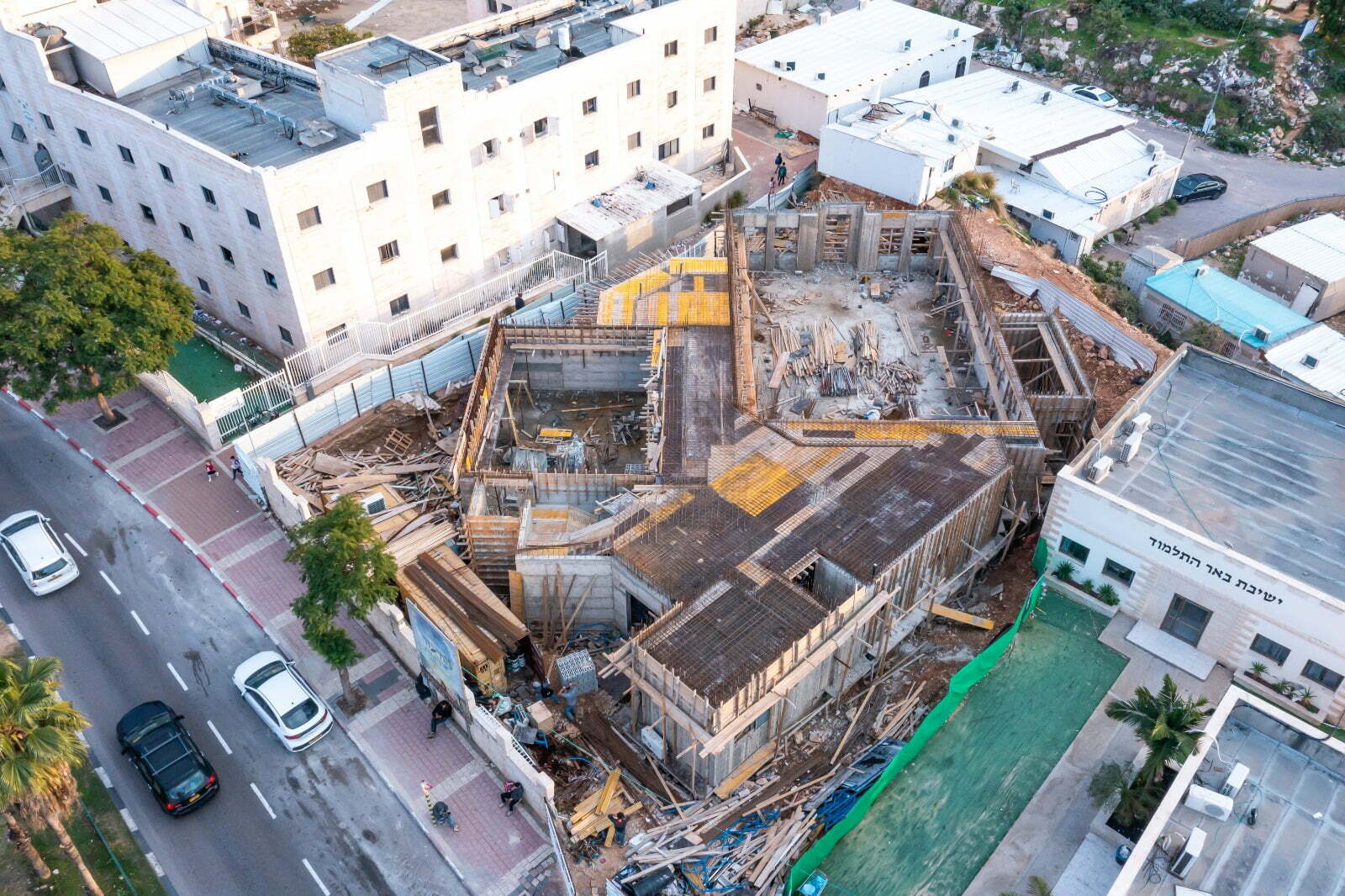 בניית בית הכנסת אחיעזר (10)